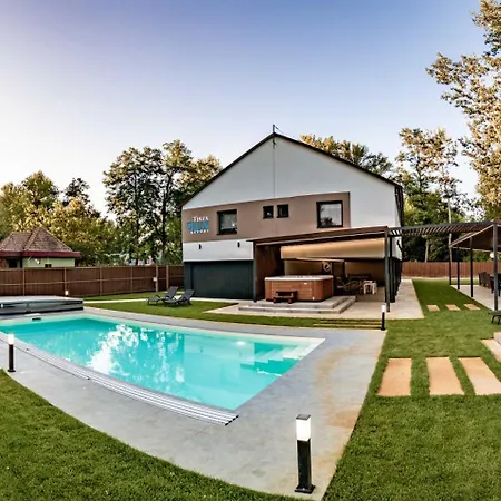Tisza Lux Dombrad