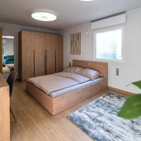 Tisza Lux * Dombrad